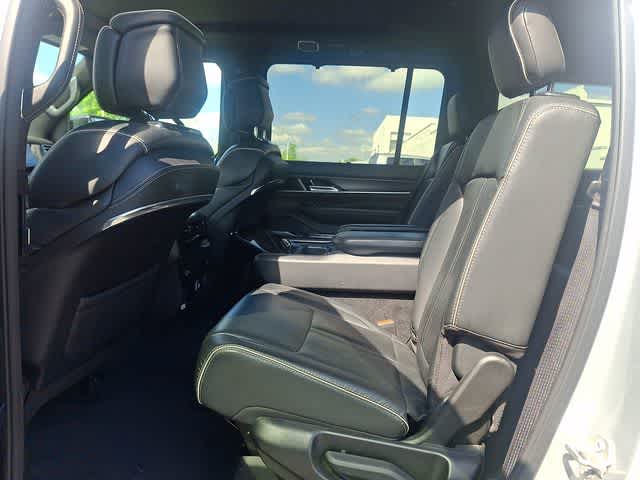 2024 Jeep Grand Wagoneer L Series II