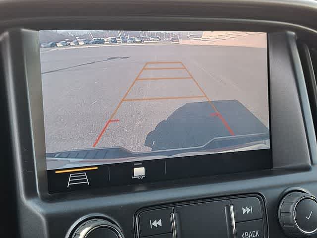 2022 GMC Canyon 4WD AT4 w/Leather