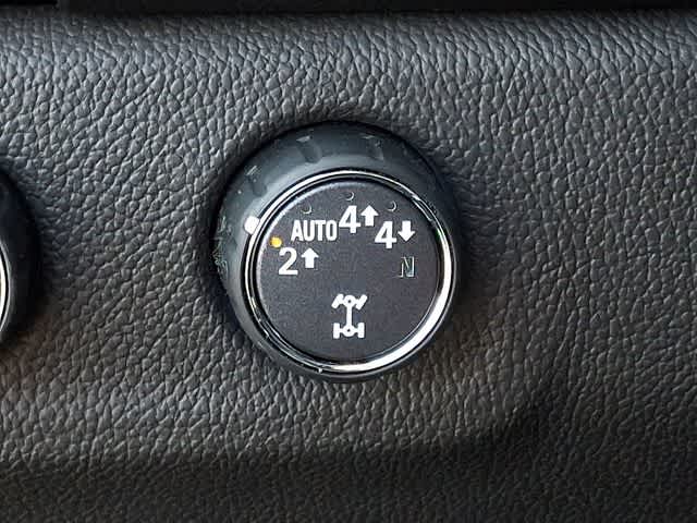 2022 GMC Canyon 4WD AT4 w/Leather