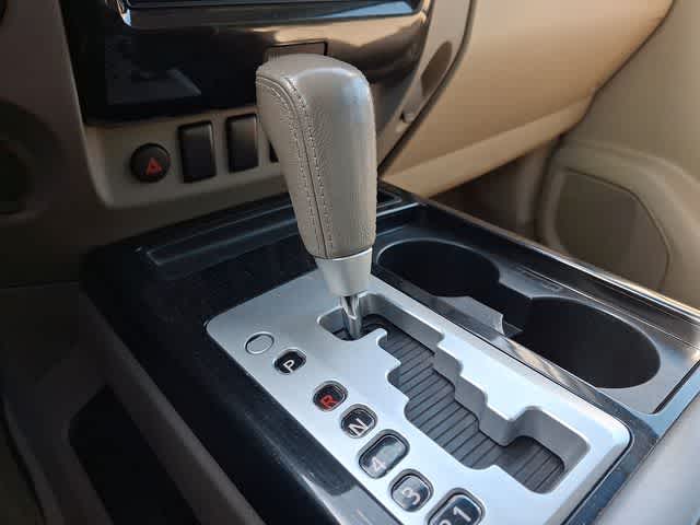 2015 Nissan Titan SV