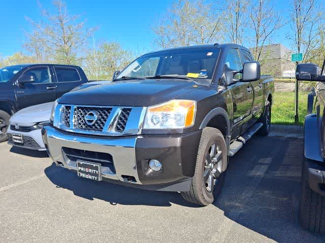 2015 Nissan Titan SV