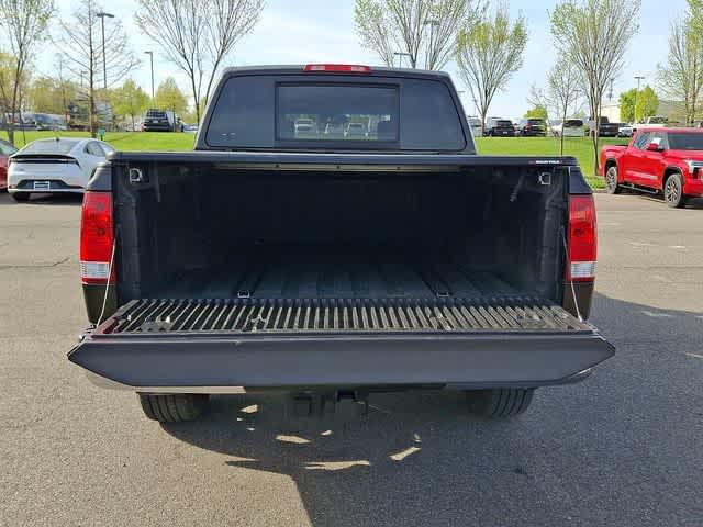 2015 Nissan Titan SV