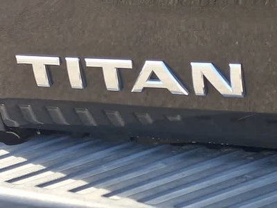 2015 Nissan Titan SV