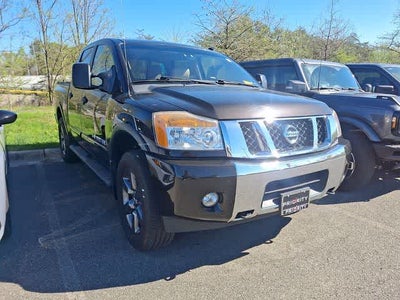2015 Nissan Titan SV
