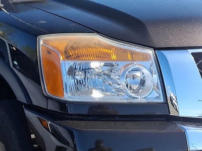 2015 Nissan Titan SV