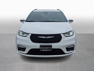 2024 Chrysler Pacifica Hybrid Pinnacle