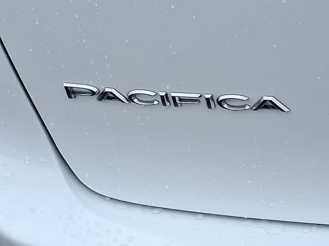 2024 Chrysler Pacifica Hybrid Pinnacle