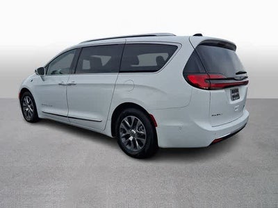 2024 Chrysler Pacifica Hybrid Pinnacle