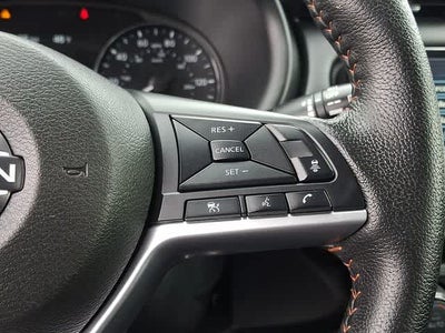 2022 Nissan Kicks SR