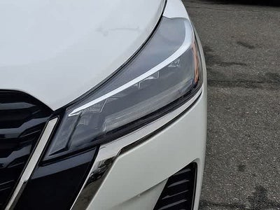 2022 Nissan Kicks SR