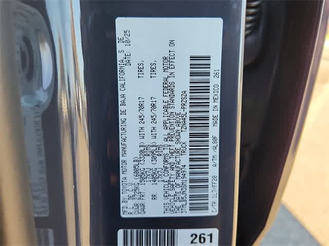 2025 Toyota Tacoma SR5