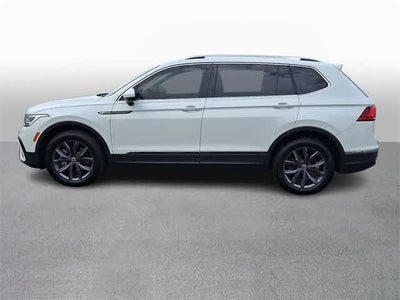 2022 Volkswagen Tiguan SE