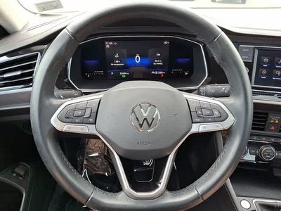 2023 Volkswagen Jetta SE