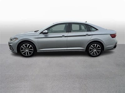 2025 Volkswagen Jetta SE