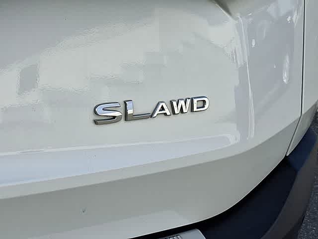 2022 Nissan Rogue SL