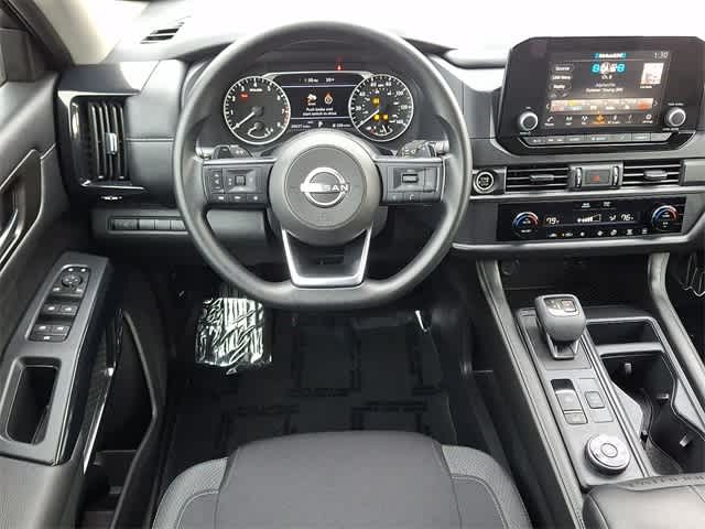 2024 Nissan Pathfinder S