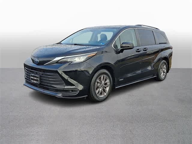 2021 Toyota Sienna LE