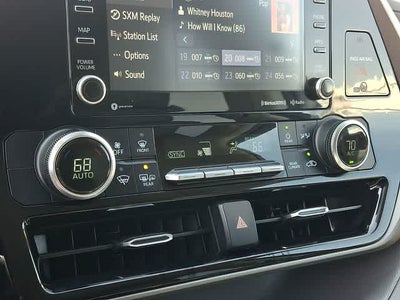 2020 Toyota Highlander LE