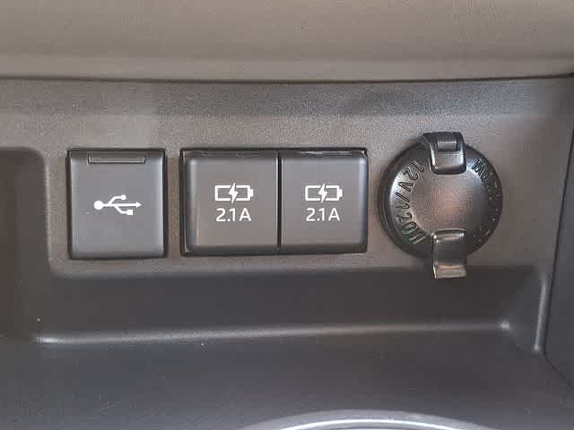 2020 Toyota Highlander LE