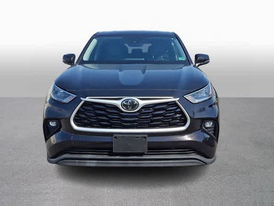 2020 Toyota Highlander LE