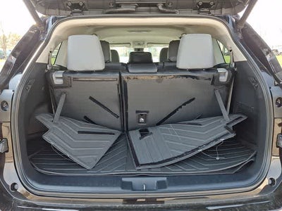 2020 Toyota Highlander LE