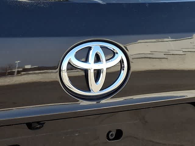 2020 Toyota Highlander LE