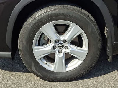 2020 Toyota Highlander LE