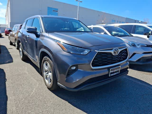 2022 Toyota Highlander LE