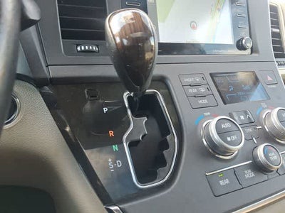 2019 Toyota Sienna XLE
