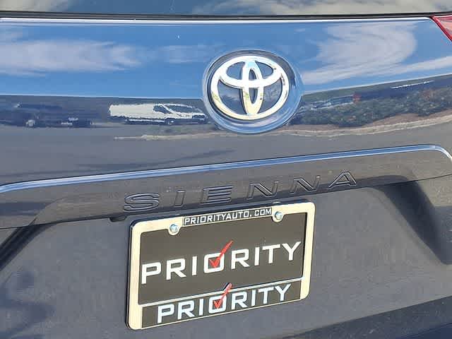 2019 Toyota Sienna XLE