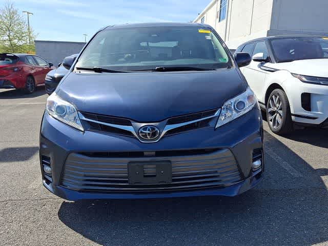 2019 Toyota Sienna XLE