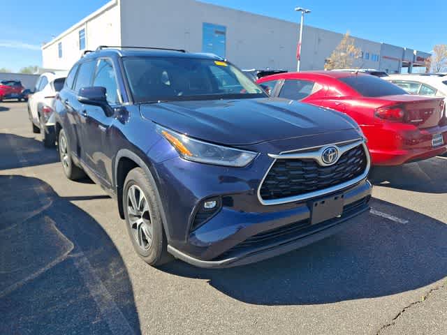 2021 Toyota Highlander Hybrid XLE