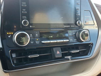 2022 Toyota Highlander Hybrid XLE