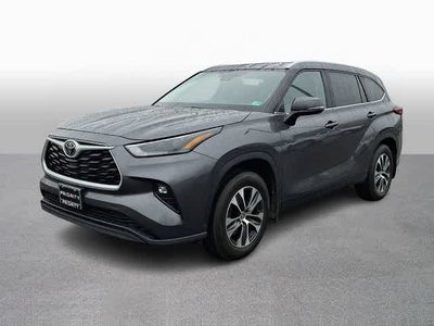 2024 Toyota Highlander XLE