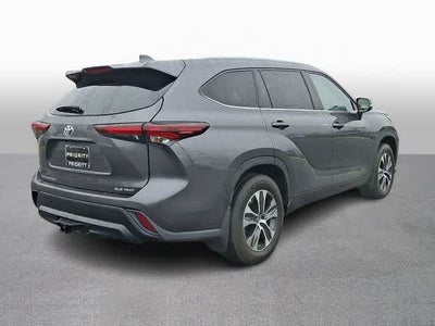 2024 Toyota Highlander XLE