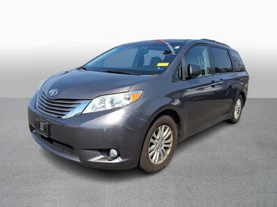 2015 Toyota Sienna XLE