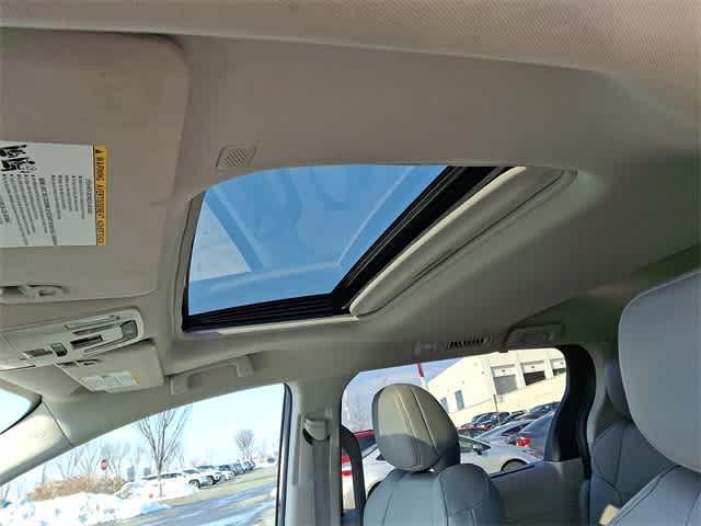 2024 Toyota Sienna XLE