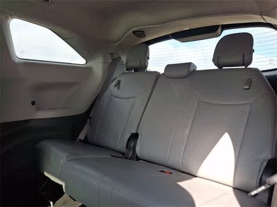 2024 Toyota Sienna XLE