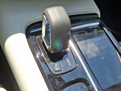 2022 Volvo S60 Recharge Plug-In Hybrid R-Design Expression