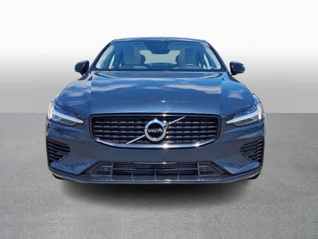 2022 Volvo S60 Recharge Plug-In Hybrid R-Design Expression
