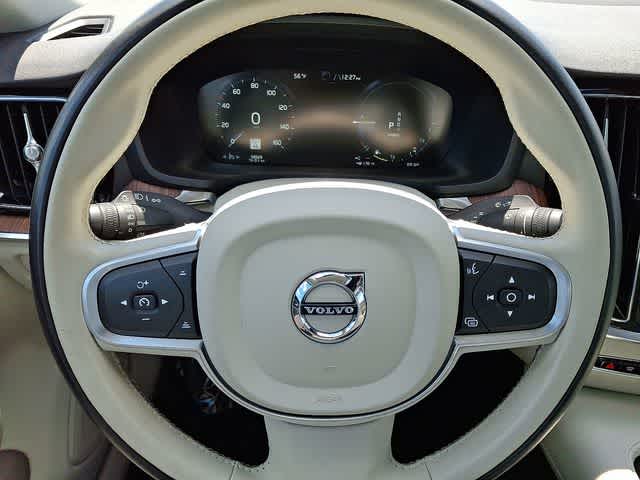 2022 Volvo S60 Recharge Plug-In Hybrid R-Design Expression