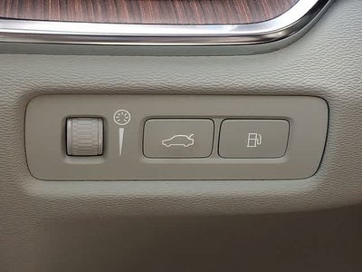 2022 Volvo S60 Recharge Plug-In Hybrid R-Design Expression