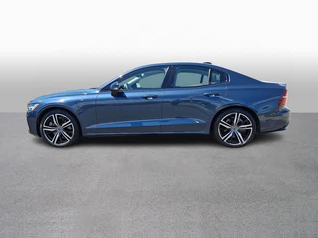 2022 Volvo S60 Recharge Plug-In Hybrid R-Design Expression