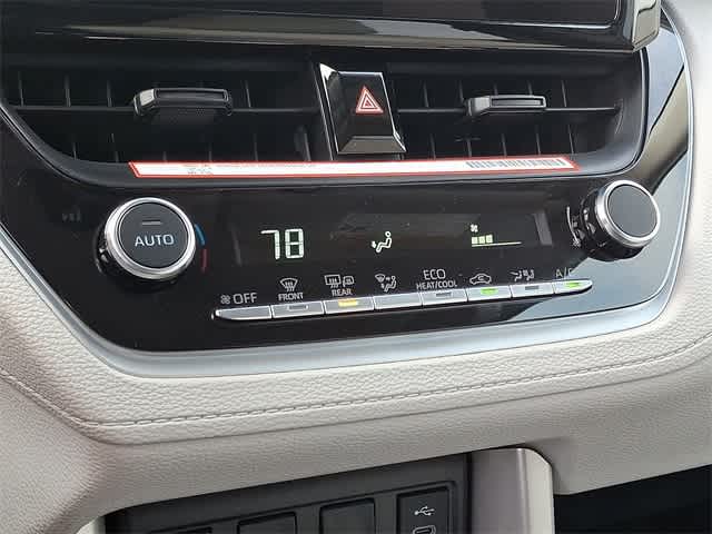 2025 Toyota Corolla Cross LE