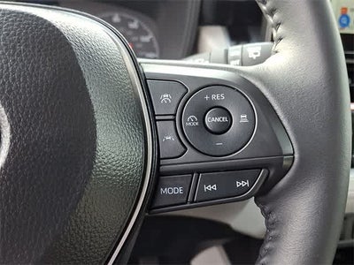 2025 Toyota Corolla Cross LE