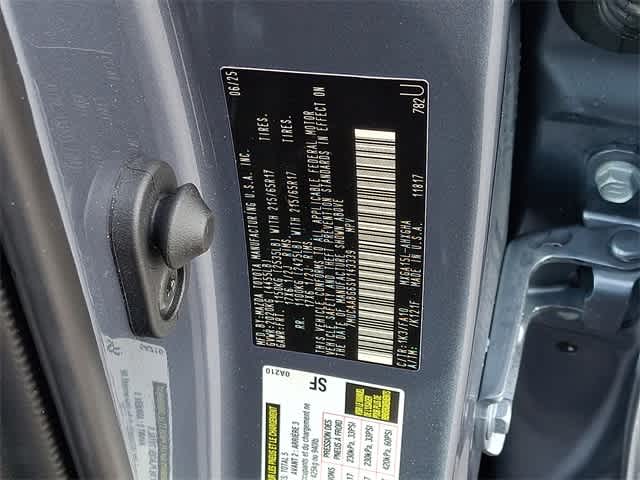 2025 Toyota Corolla Cross LE