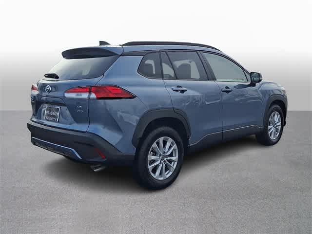 2025 Toyota Corolla Cross LE