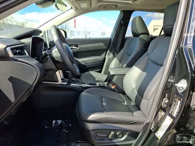 2024 Toyota Corolla Cross XLE