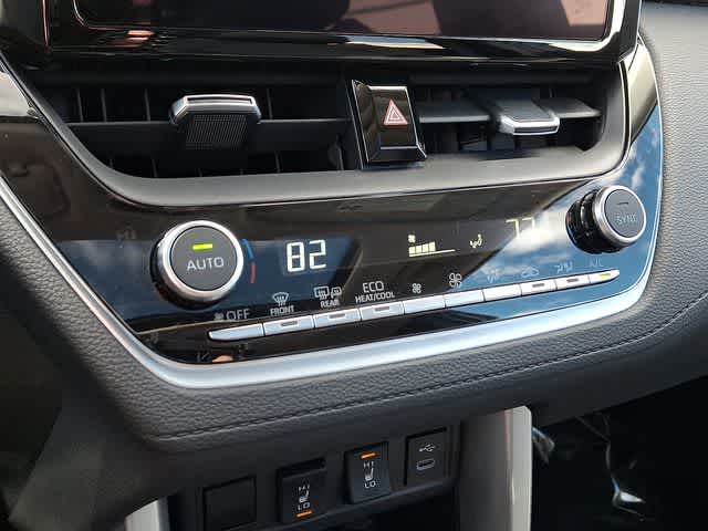 2024 Toyota Corolla Cross XLE