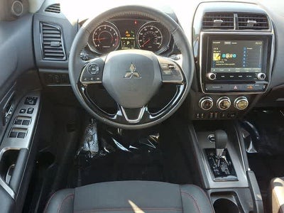 2026 Mitsubishi Outlander Sport SE